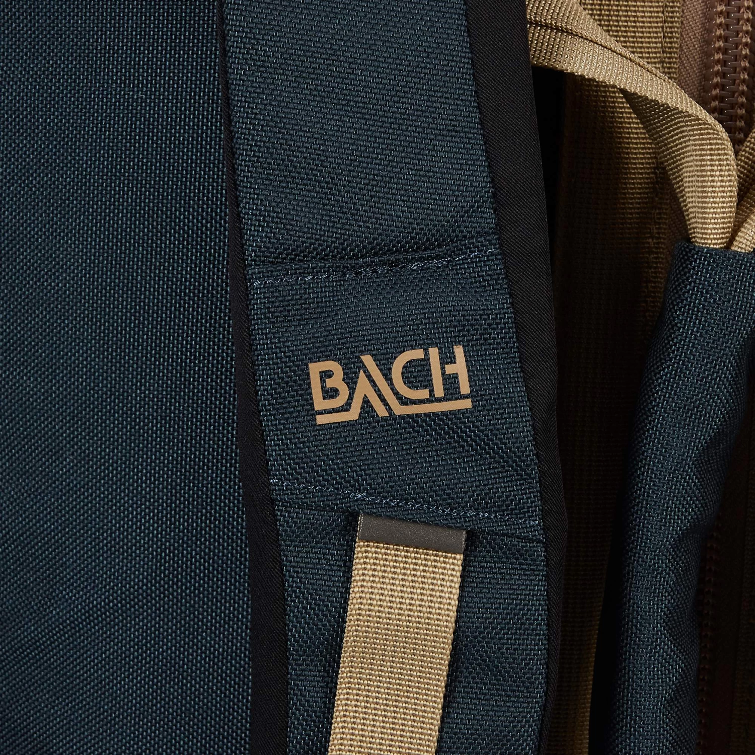 Bach DR. DUFFEL 70 RESTSTOFFE GT EDITION - Reisetasche – Bild 9